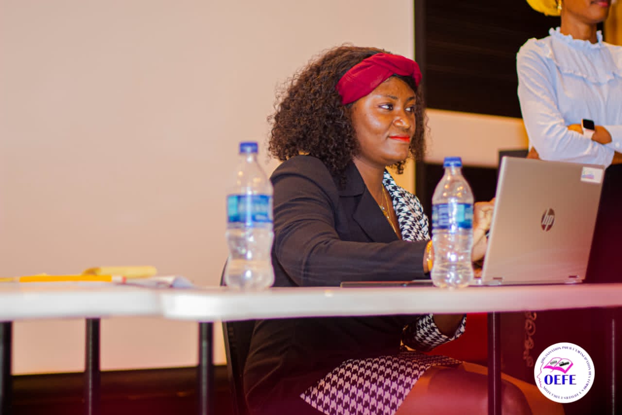 Conference et causerie — photo